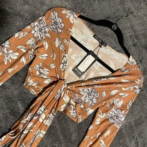 Nasty Gal tie front floral crop top